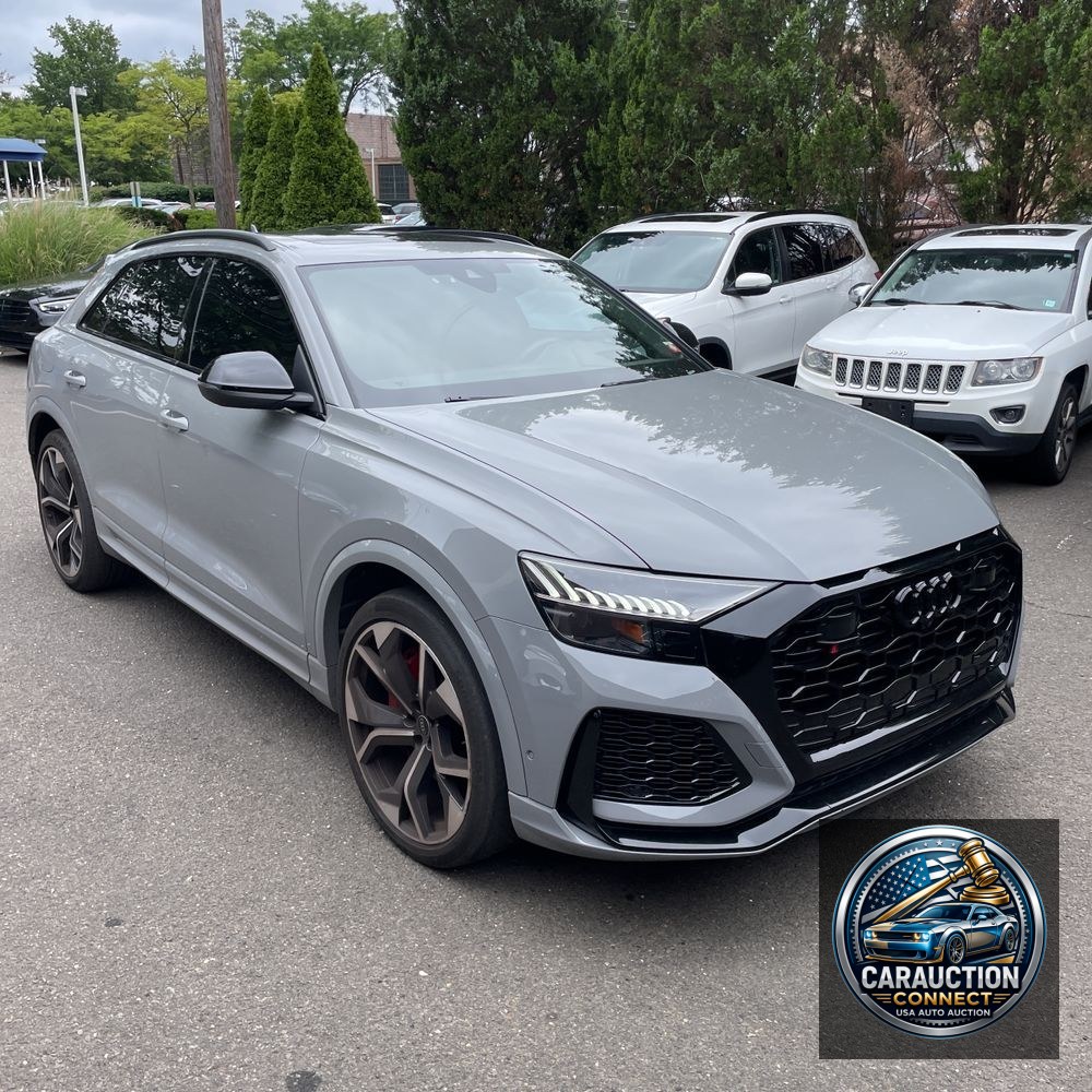 2024 Audi RS Q8 Base