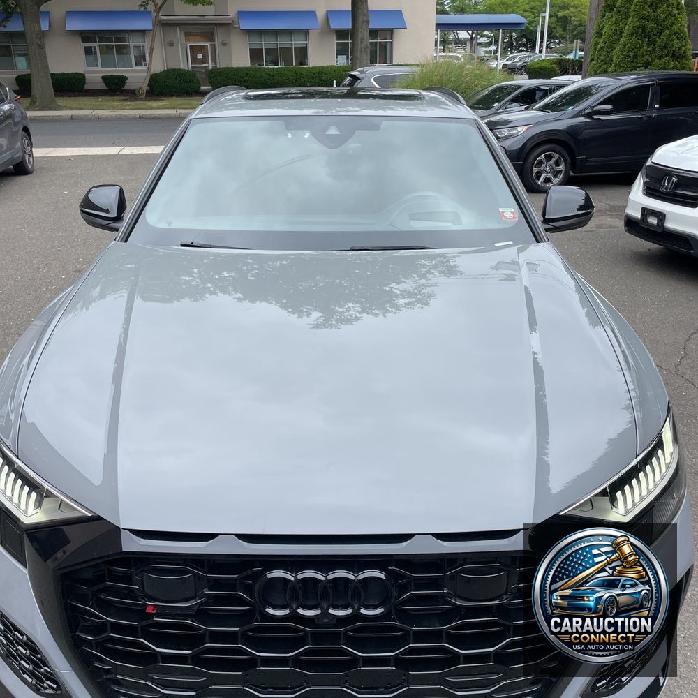 2024 Audi RS Q8 Base