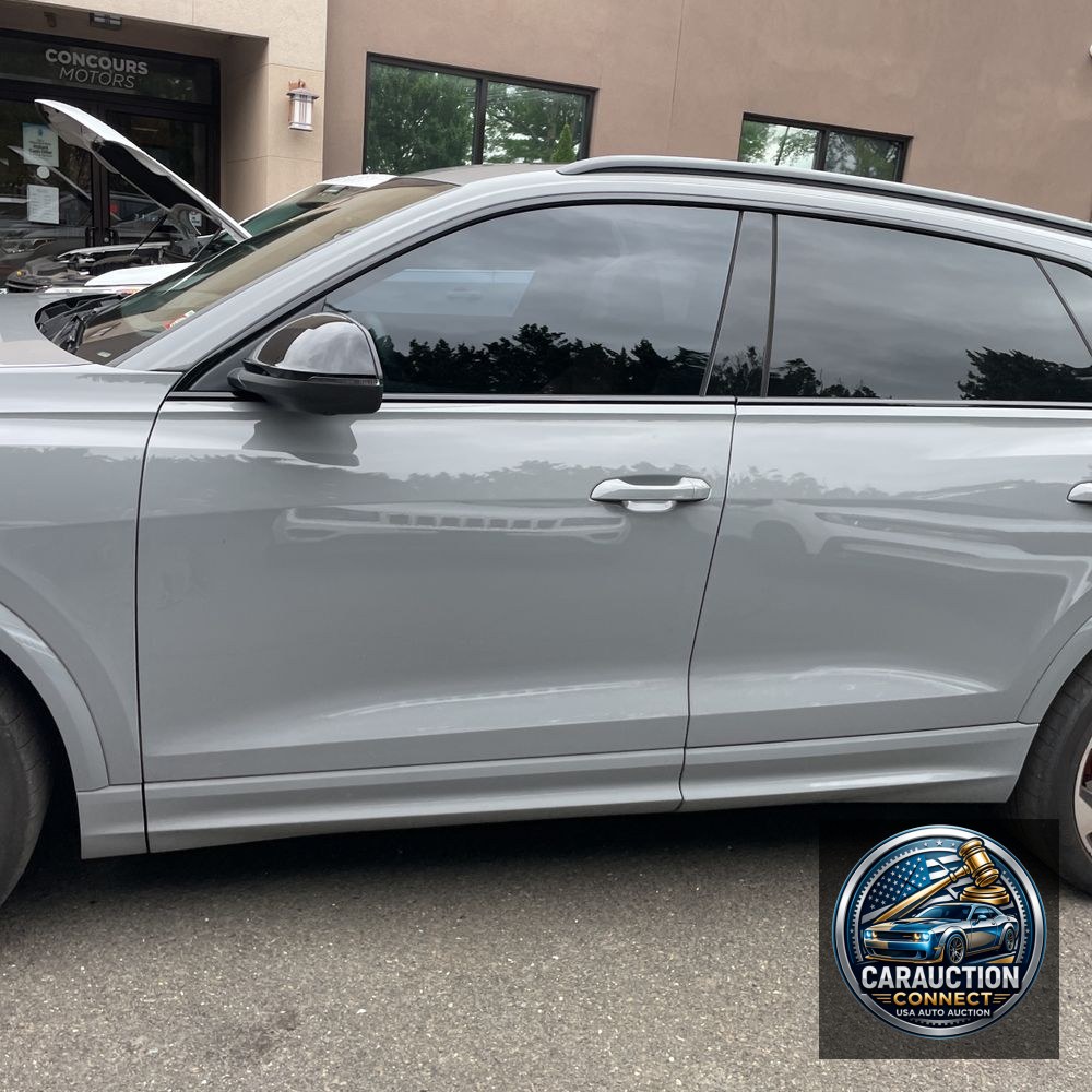 2024 Audi RS Q8 Base