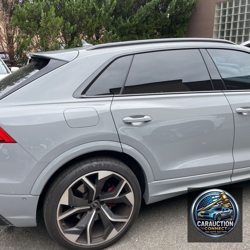 2024 Audi RS Q8 Base