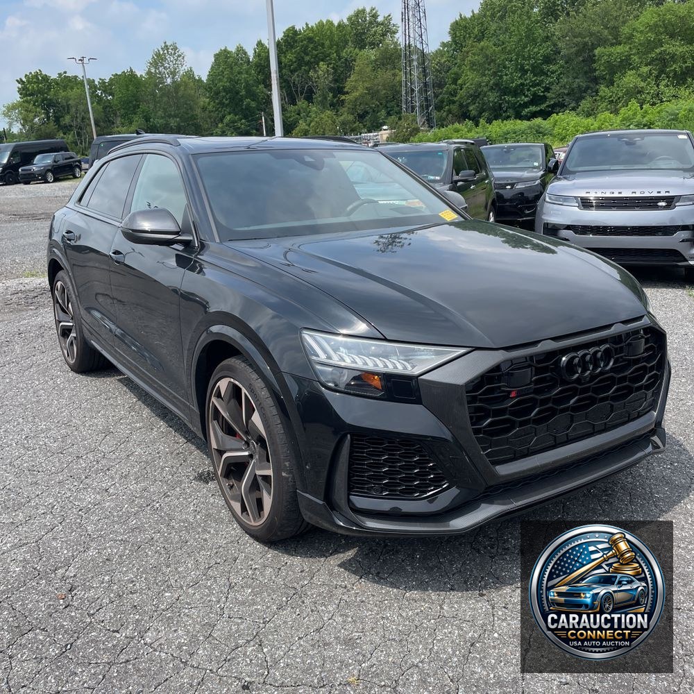 2024 Audi RS Q8 Base