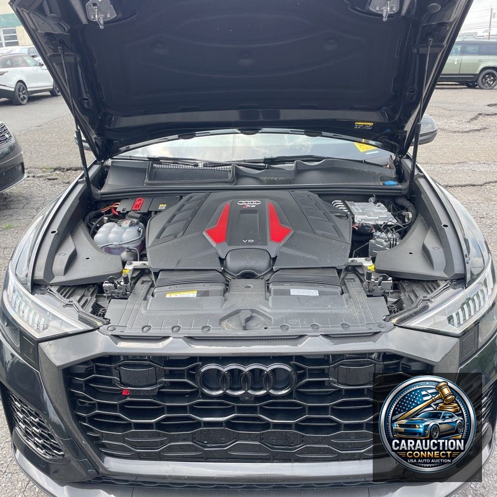 2024 Audi RS Q8 Base