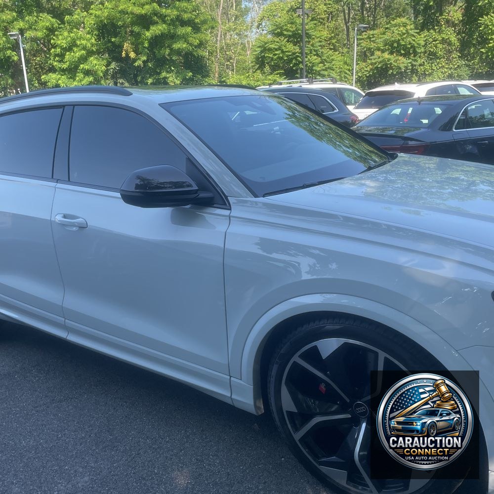 2024 Audi RS Q8 Base