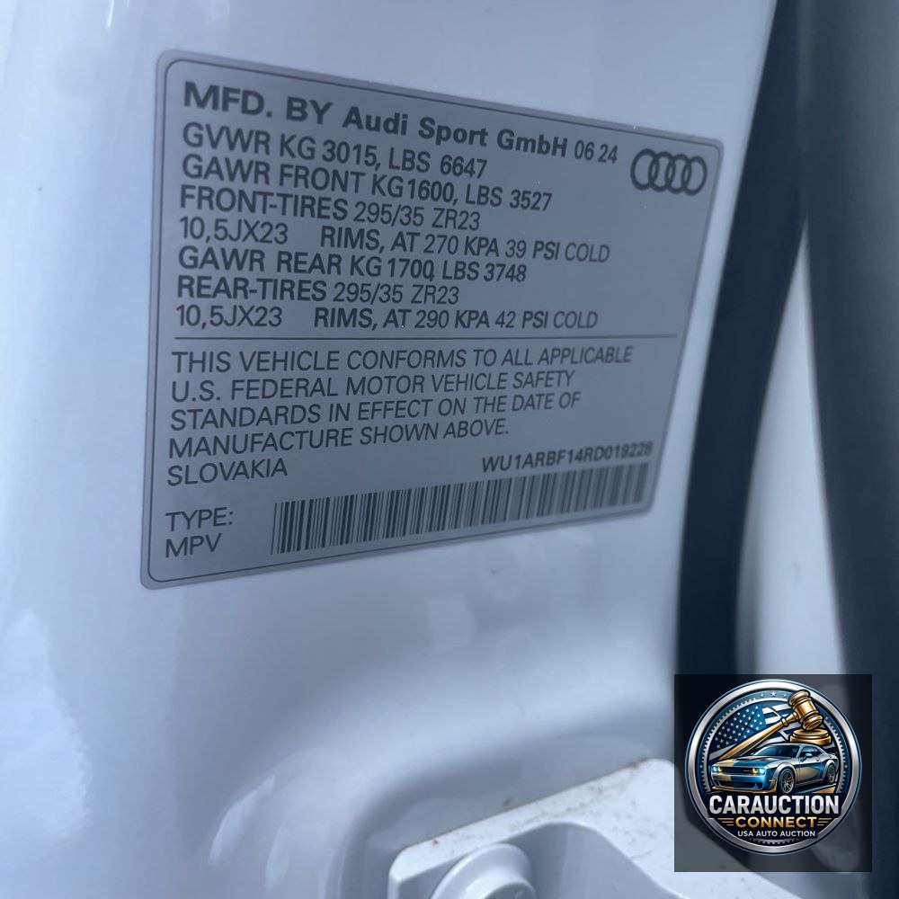 2024 Audi RS Q8 Base