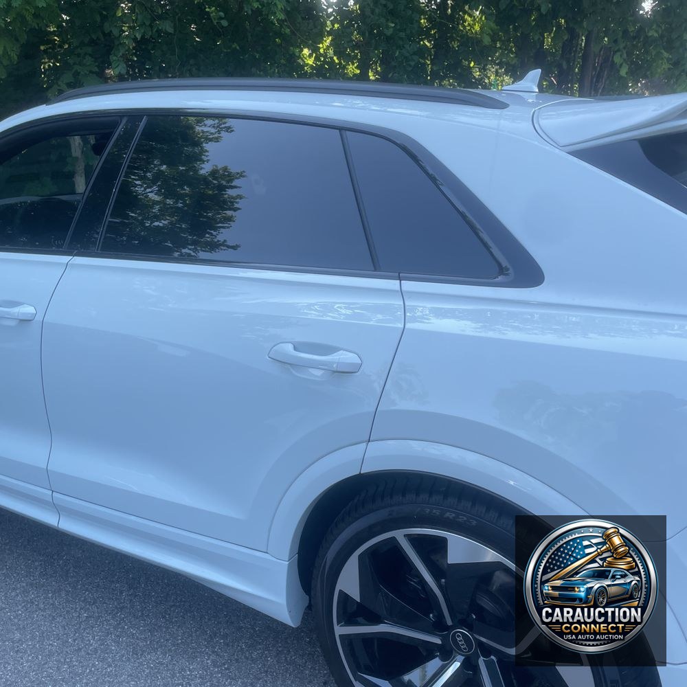 2024 Audi RS Q8 Base