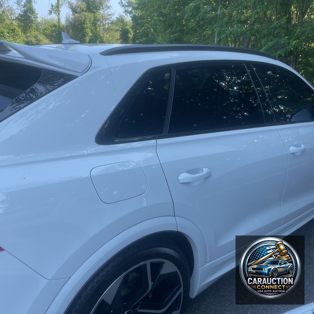 2024 Audi RS Q8 Base