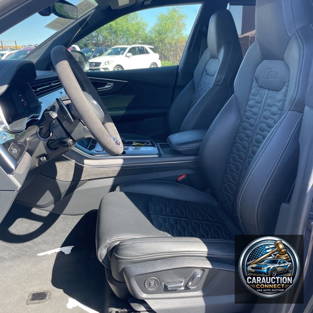 2023 Audi RS Q8