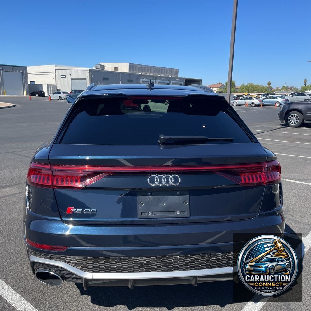 2023 Audi RS Q8