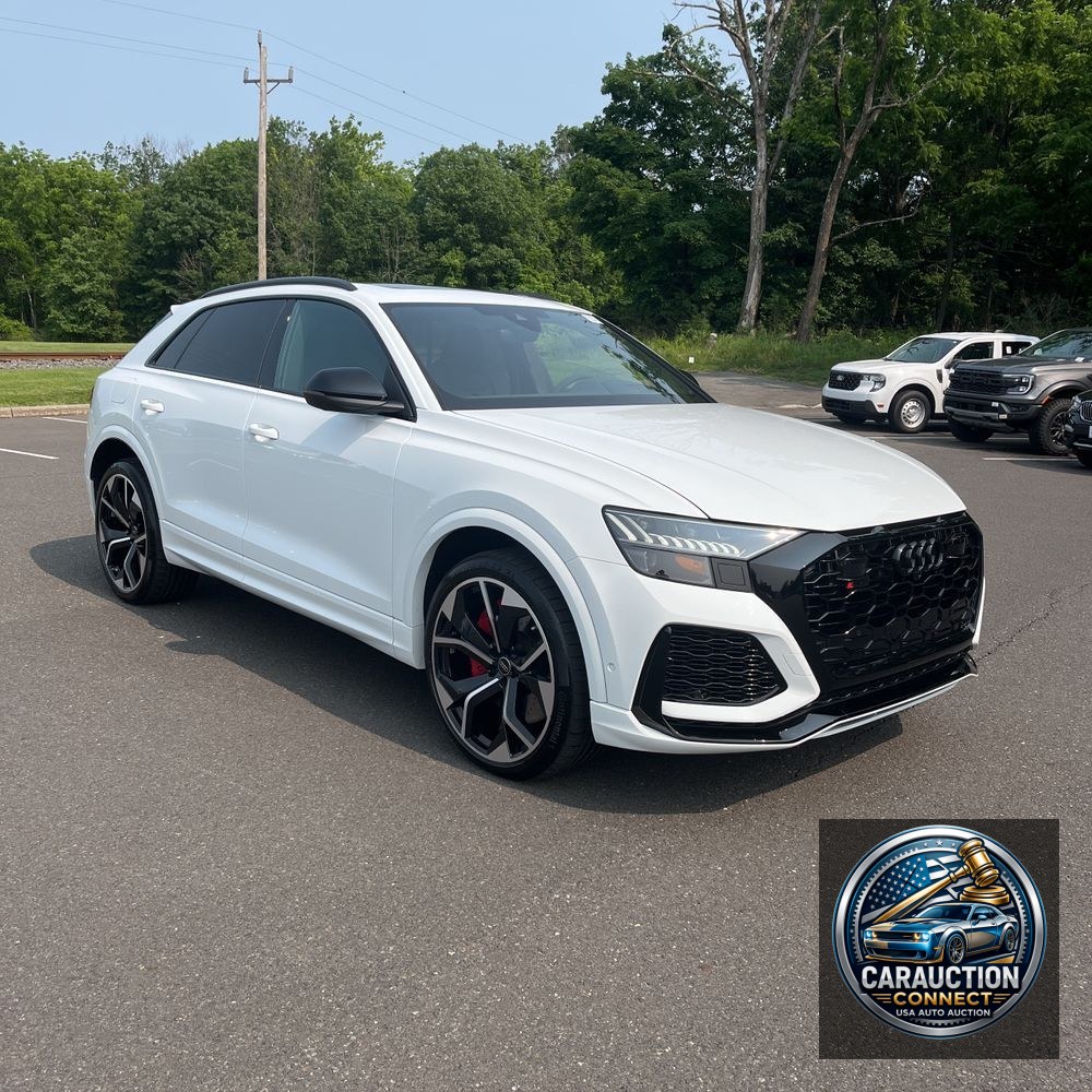 2024 Audi RS Q8 Base