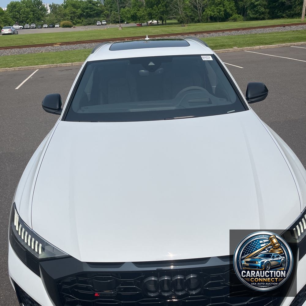 2024 Audi RS Q8 Base