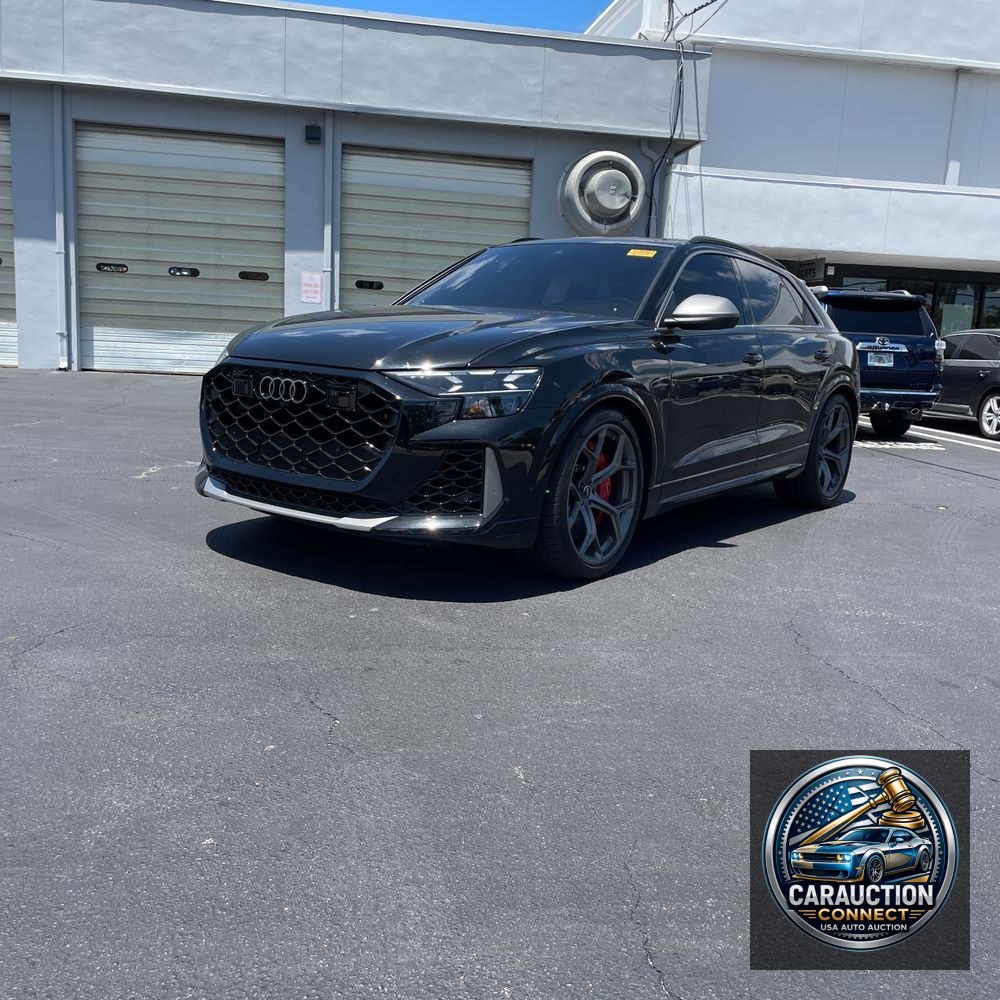 2025 Audi RS Q8 Performance