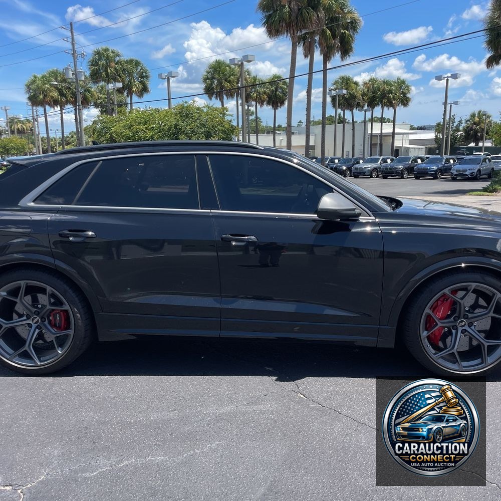 2025 Audi RS Q8 Performance