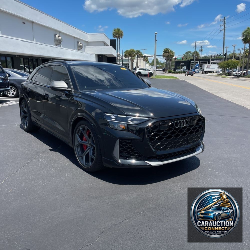 2025 Audi RS Q8 Performance