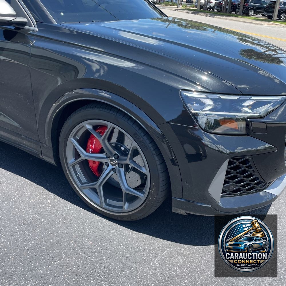 2025 Audi RS Q8 Performance