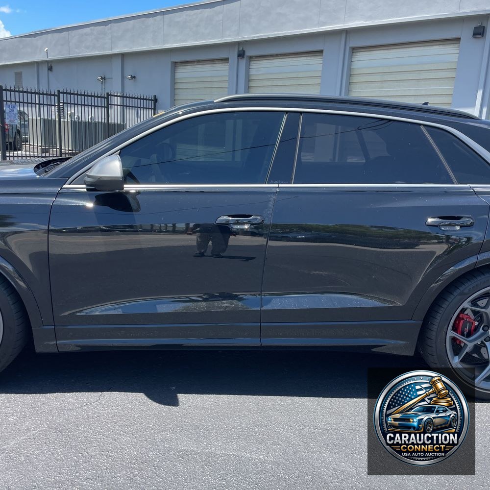 2025 Audi RS Q8 Performance