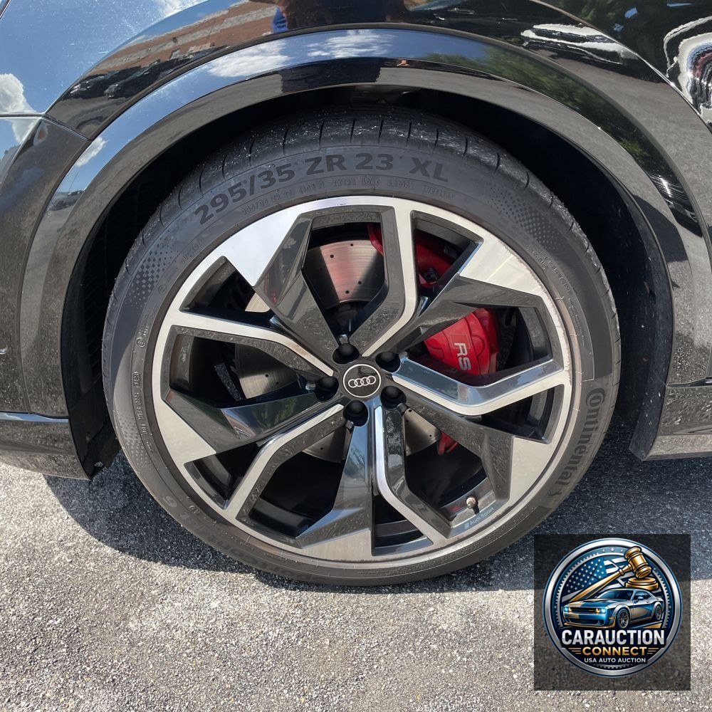 2023 Audi RS Q8