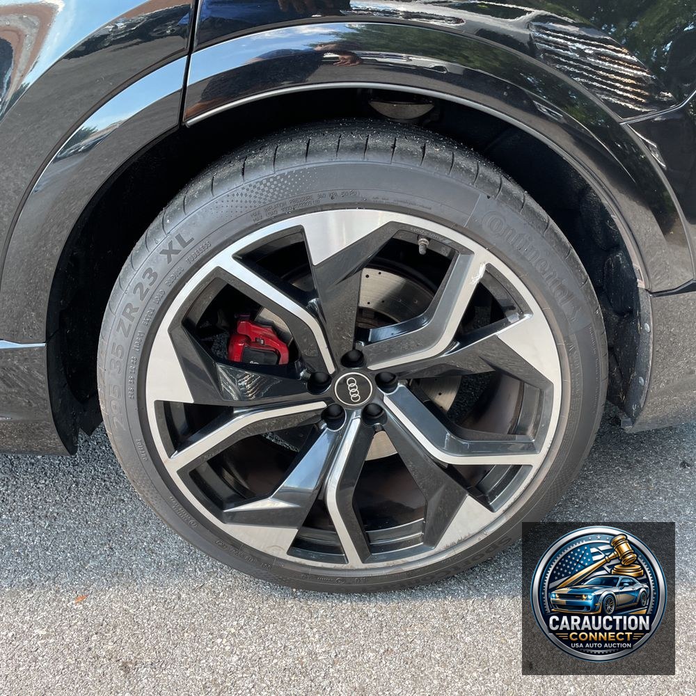 2023 Audi RS Q8