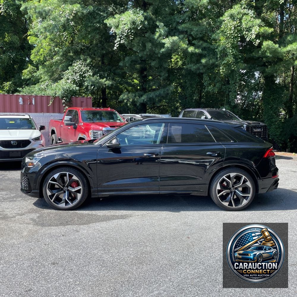 2023 Audi RS Q8