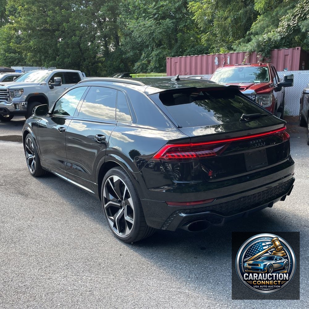 2023 Audi RS Q8