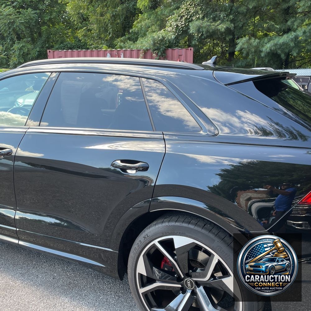 2023 Audi RS Q8
