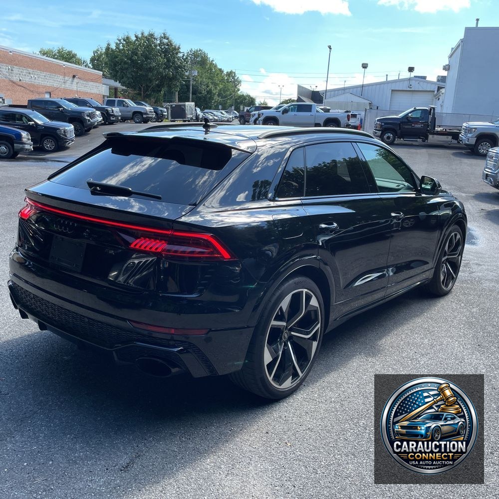 2023 Audi RS Q8