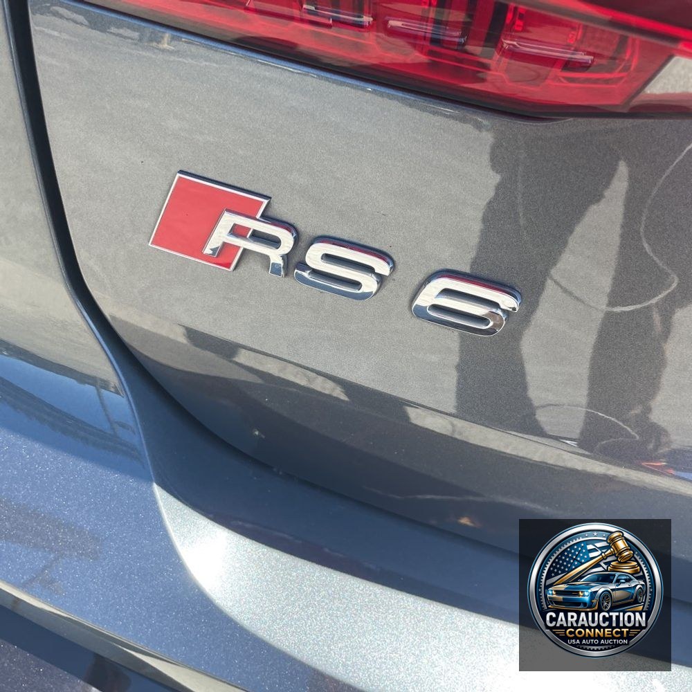 2022 Audi RS 6