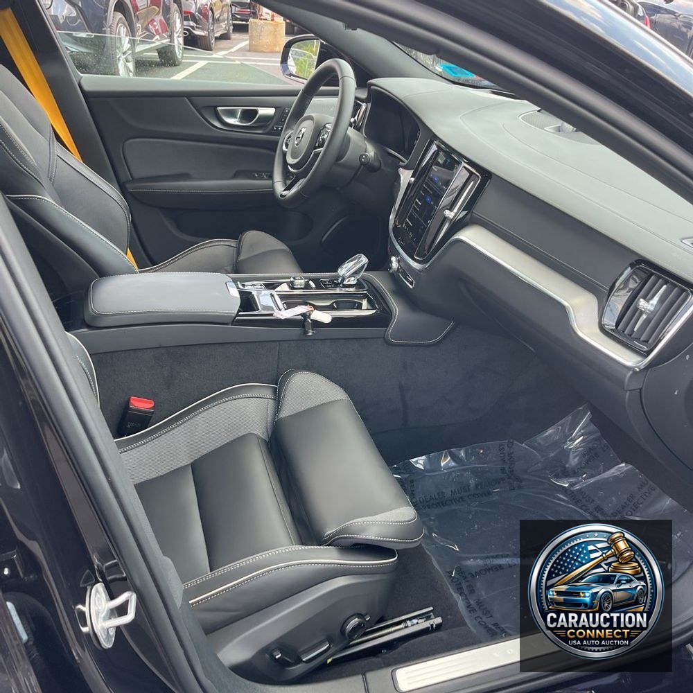 2025 Volvo V60 T8 - Polestar PHEV