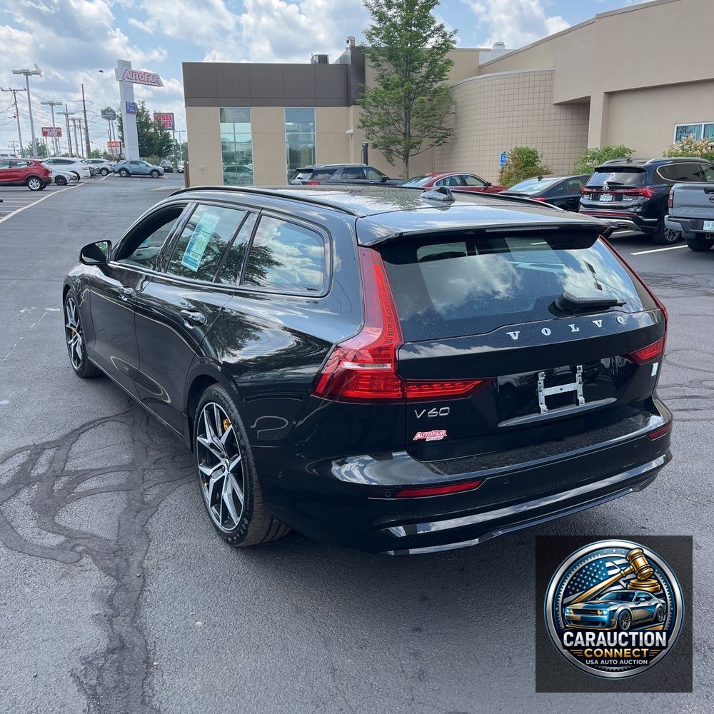 2025 Volvo V60 T8 - Polestar PHEV