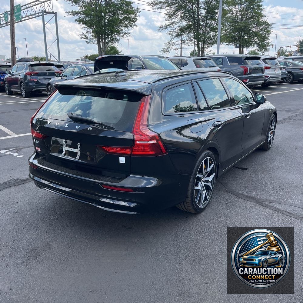 2025 Volvo V60 T8 - Polestar PHEV