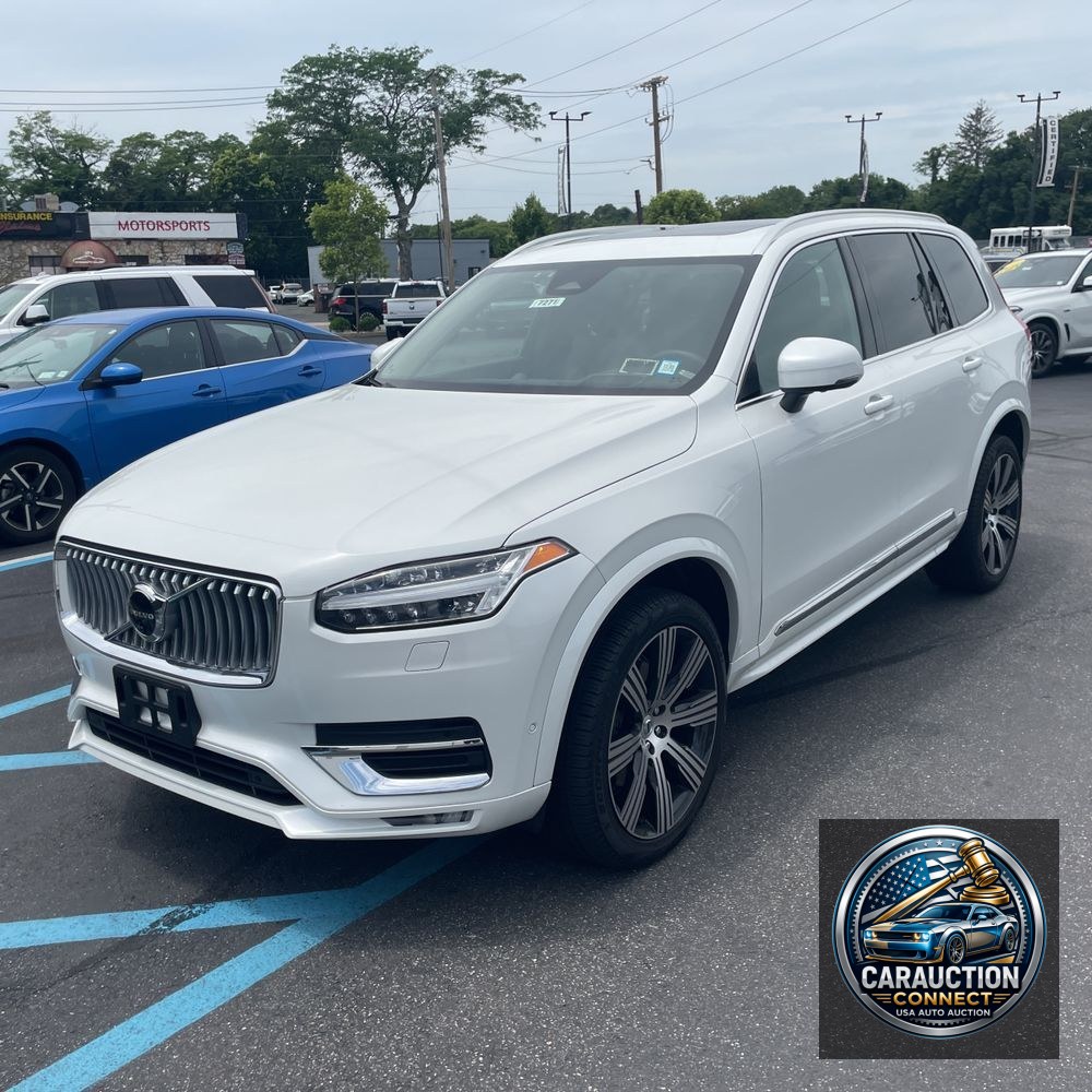 2023 Volvo XC90 B6 - Ultimate