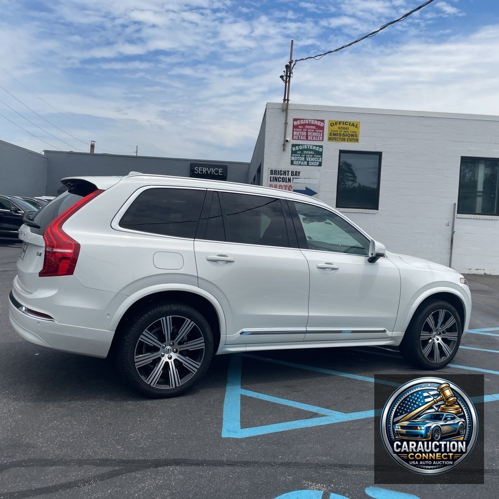 2023 Volvo XC90 B6 - Ultimate