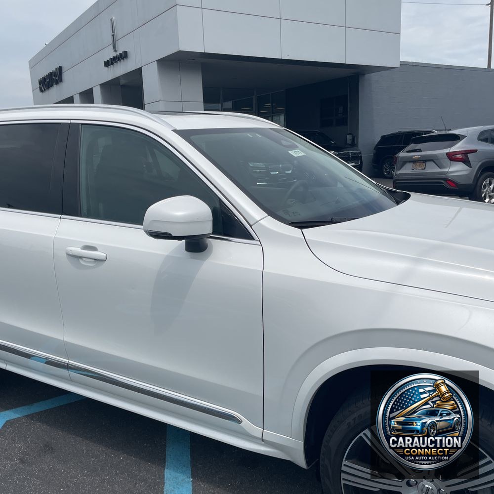 2023 Volvo XC90 B6 - Ultimate