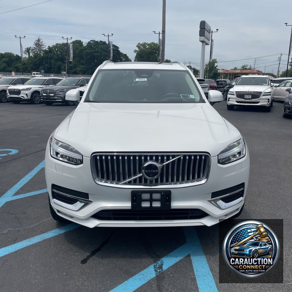 2023 Volvo XC90 B6 - Ultimate