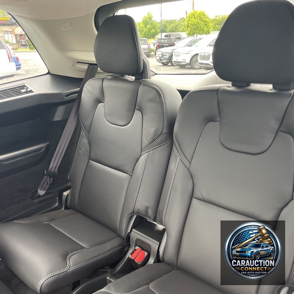 2023 Volvo XC90 B6 - Ultimate
