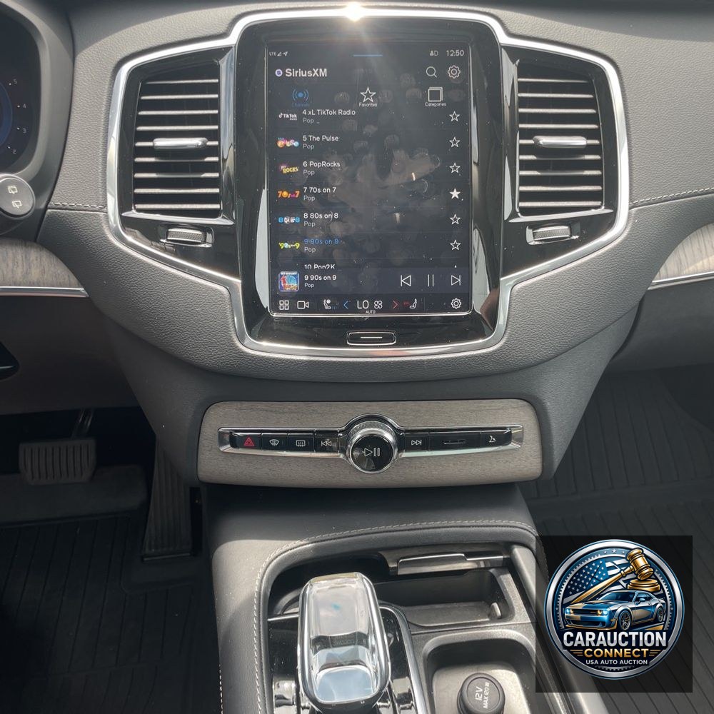 2023 Volvo XC90 B6 - Ultimate