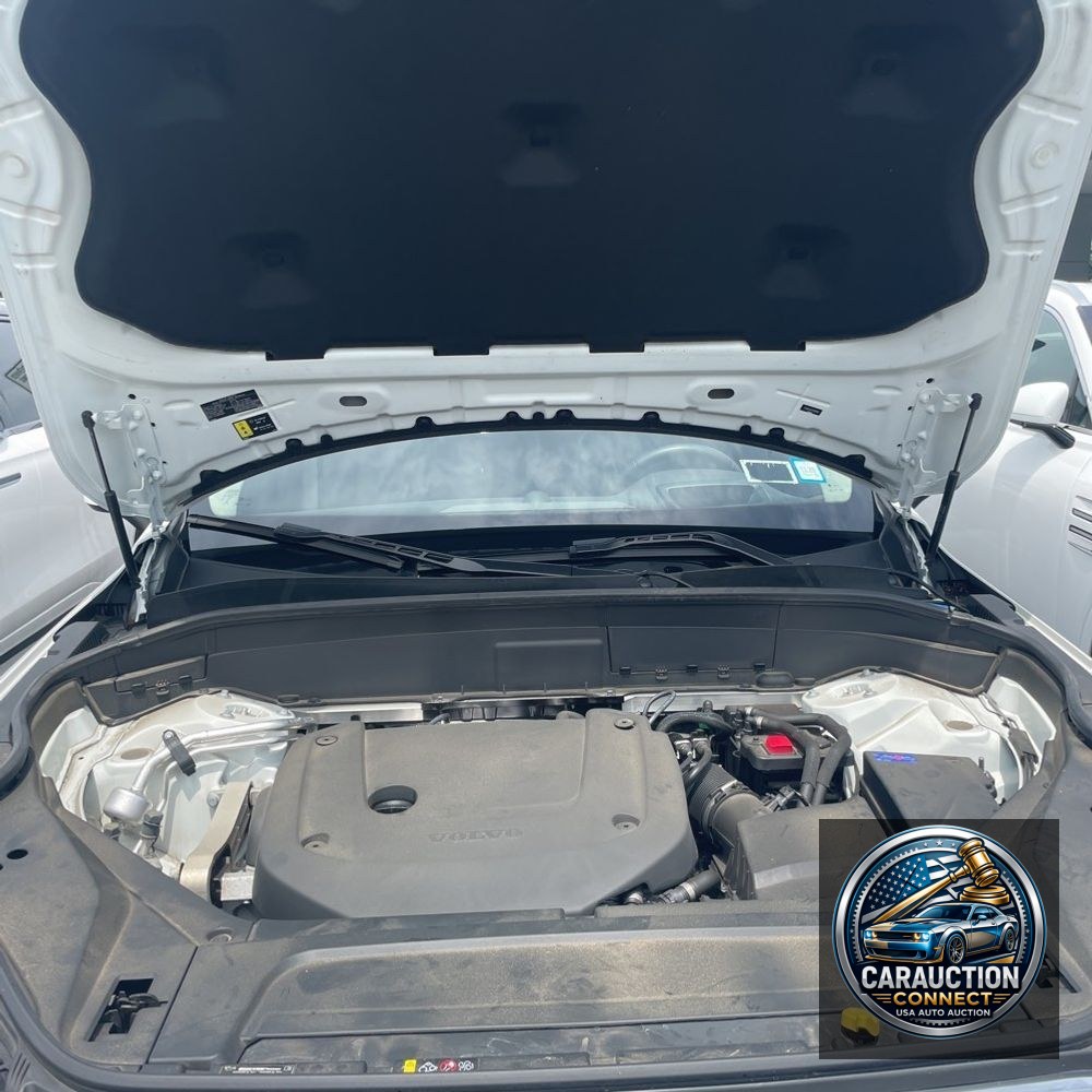 2023 Volvo XC90 B6 - Ultimate