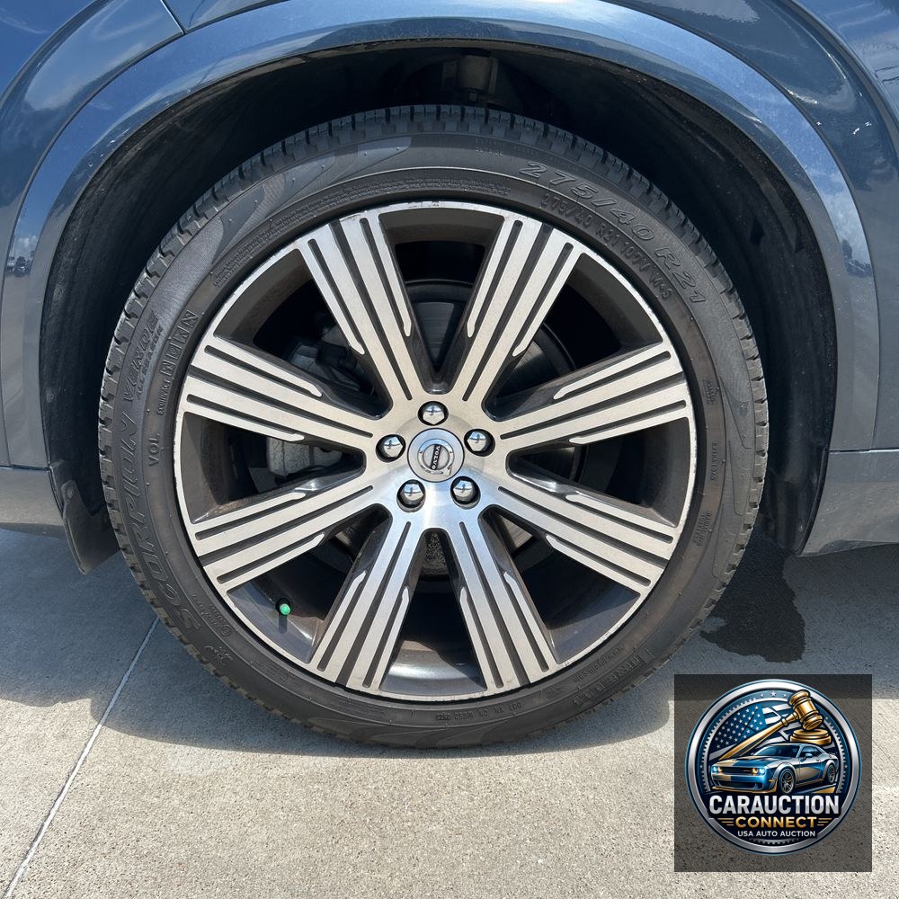 2023 Volvo XC90 B6 - Ultimate