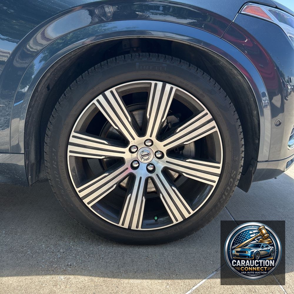 2023 Volvo XC90 B6 - Ultimate