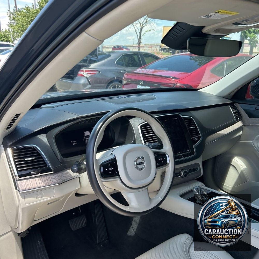 2023 Volvo XC90 B6 - Ultimate