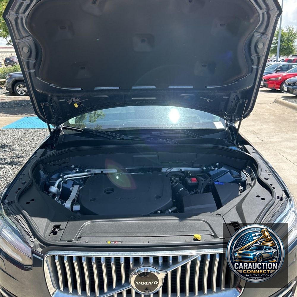 2023 Volvo XC90 B6 - Ultimate
