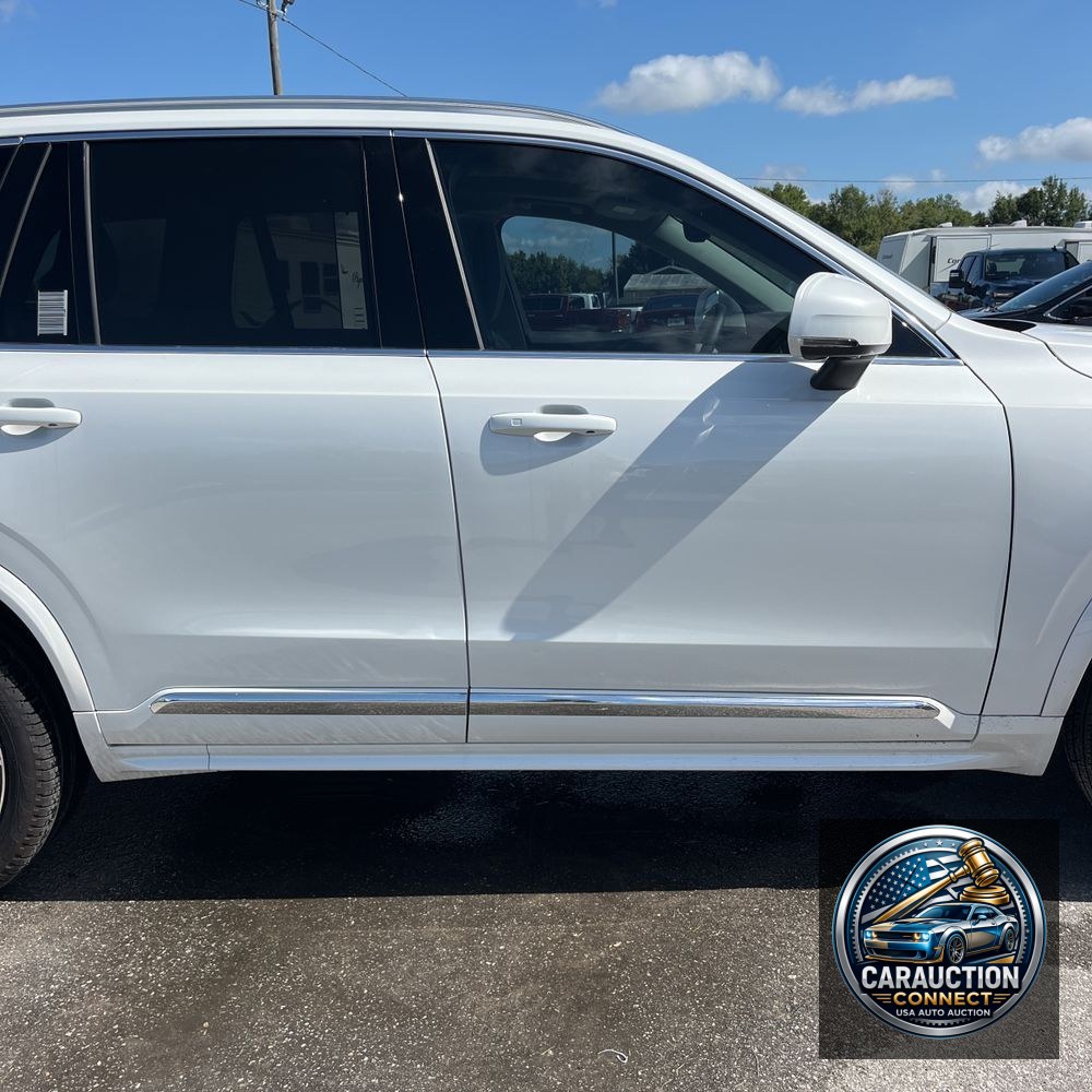 2024 Volvo XC90 B6 - Ultimate
