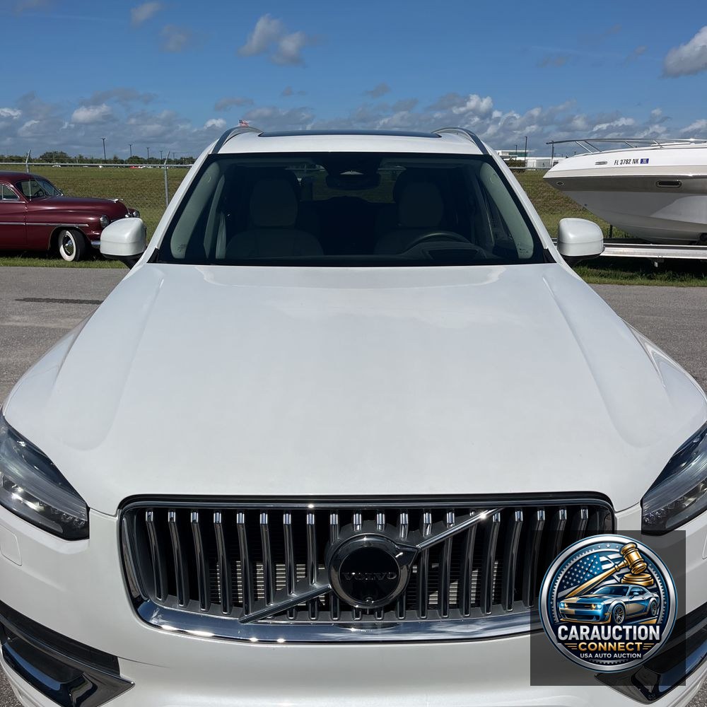 2024 Volvo XC90 B6 - Ultimate
