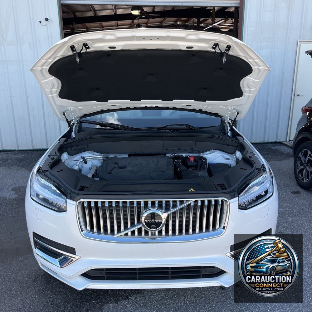 2024 Volvo XC90 B6 - Ultimate
