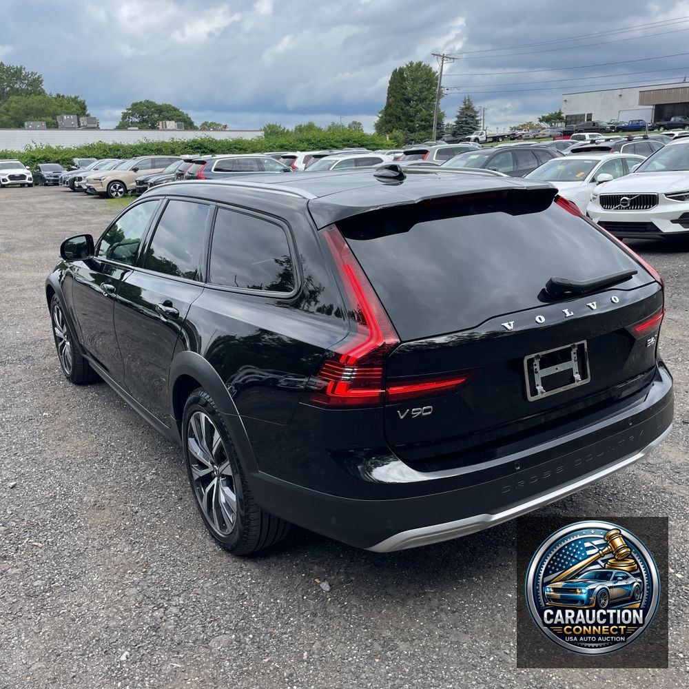 2024 Volvo V90 B6 - Plus CC