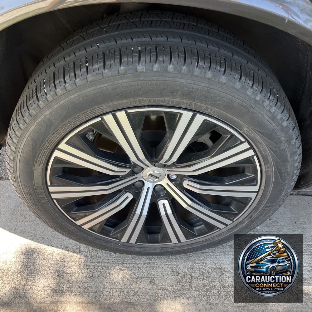 2024 Volvo XC90 B6 - Plus