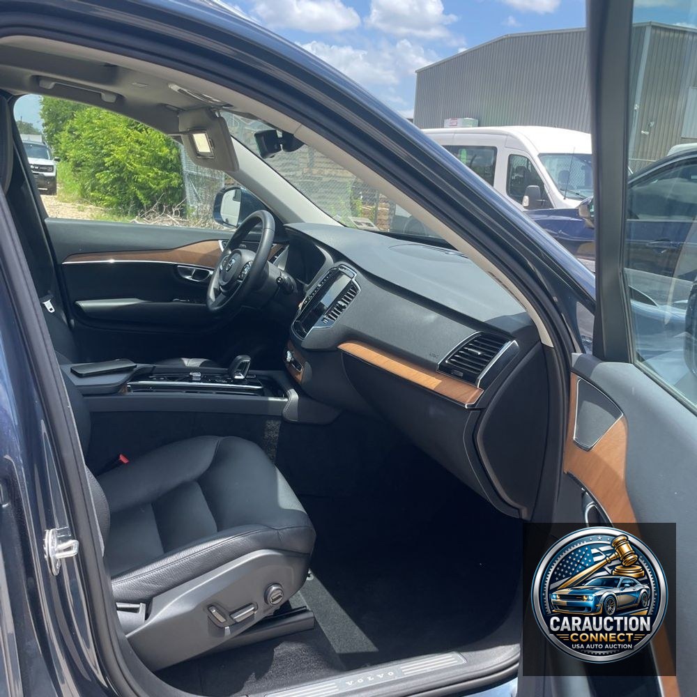 2024 Volvo XC90 B6 - Plus