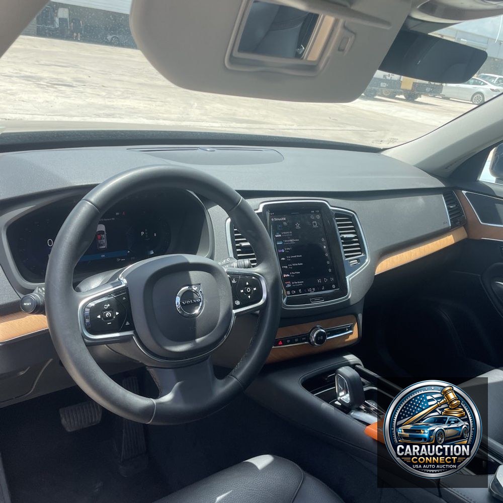 2024 Volvo XC90 B6 - Plus