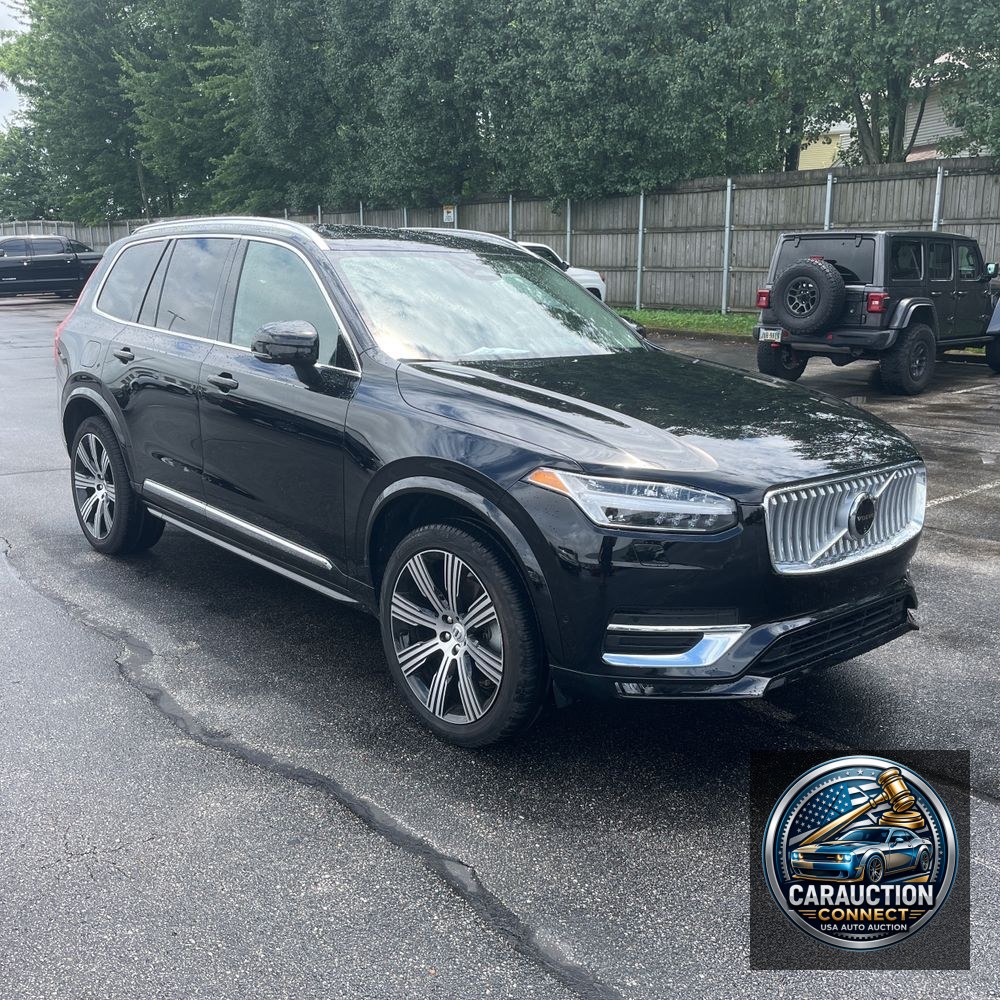 2025 Volvo XC90 B6 - Ultra
