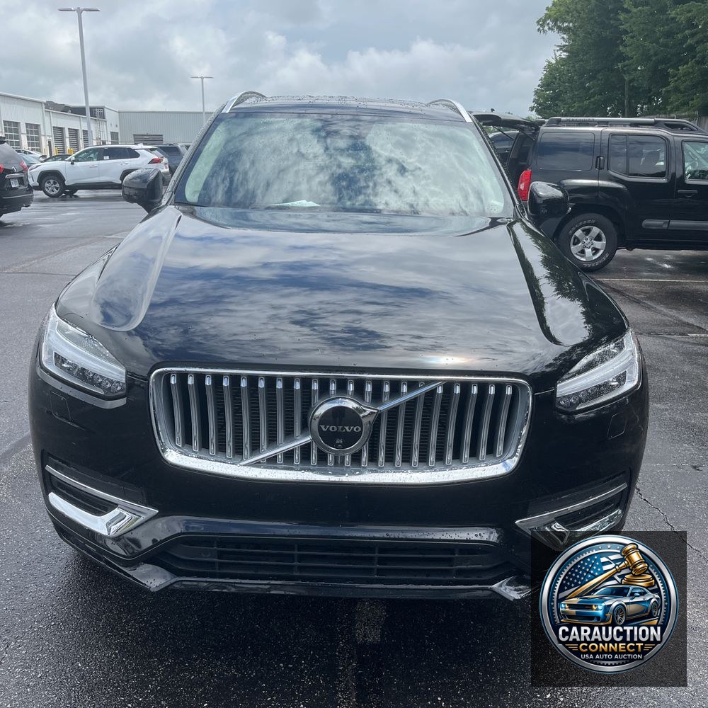2025 Volvo XC90 B6 - Ultra