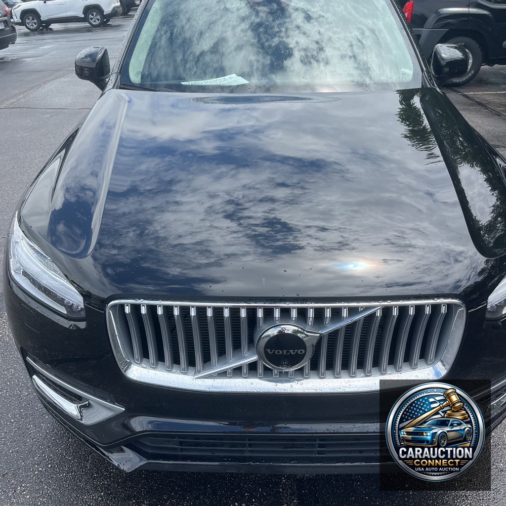 2025 Volvo XC90 B6 - Ultra